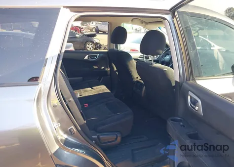 2016 Nissan Pathfinder S z USA, uszkodzony, nr VIN 5N1AR2MM9GC651277